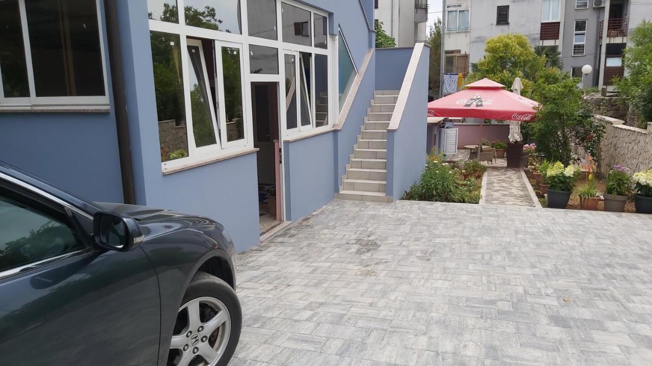 רוביני Apartments Ella מראה חיצוני תמונה