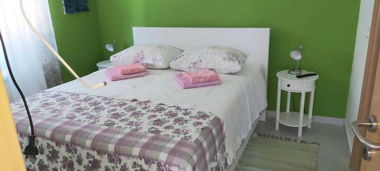 רוביני Apartments Ella מראה חיצוני תמונה