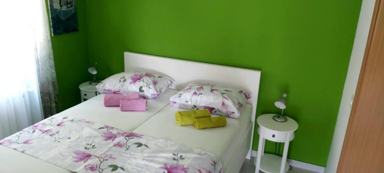 רוביני Apartments Ella מראה חיצוני תמונה