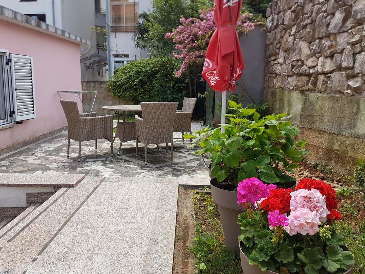 רוביני Apartments Ella מראה חיצוני תמונה