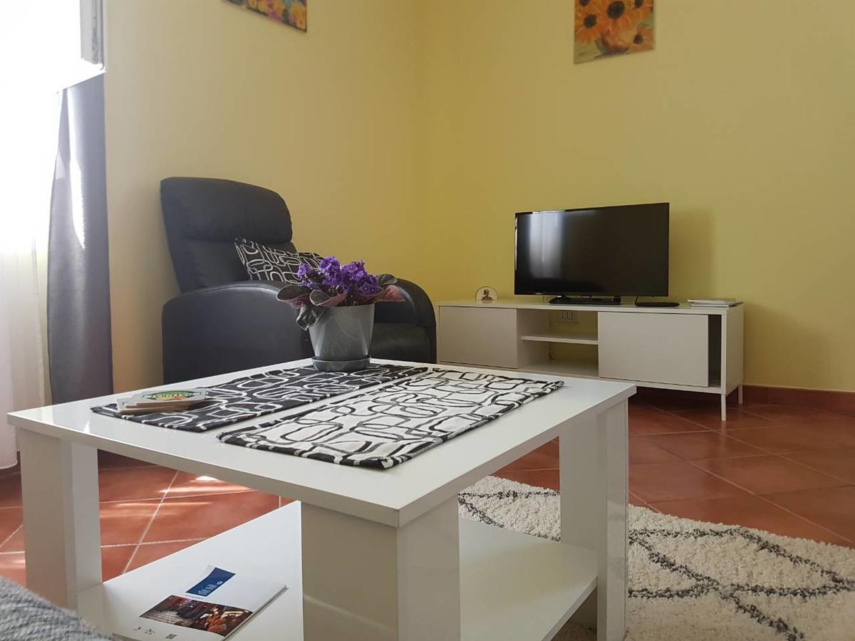 רוביני Apartments Ella מראה חיצוני תמונה