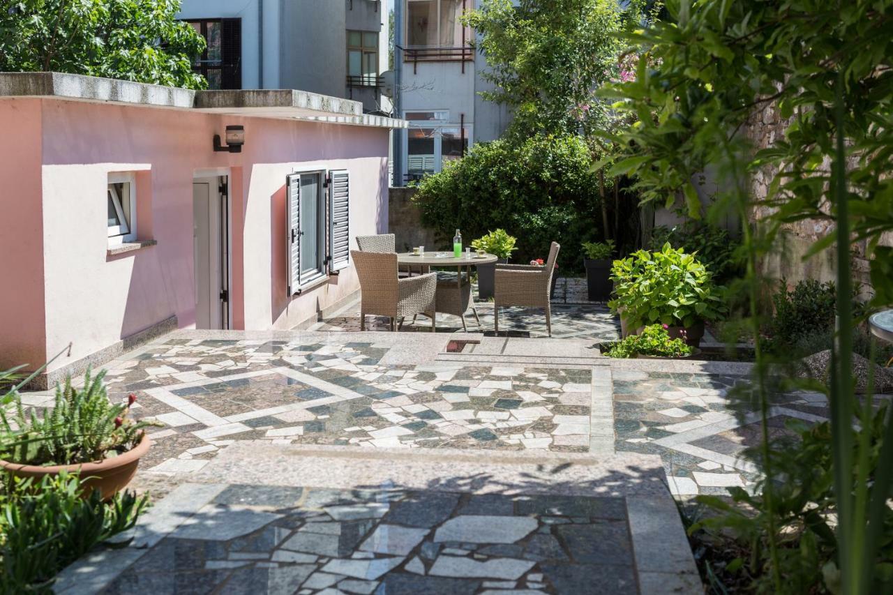 רוביני Apartments Ella מראה חיצוני תמונה