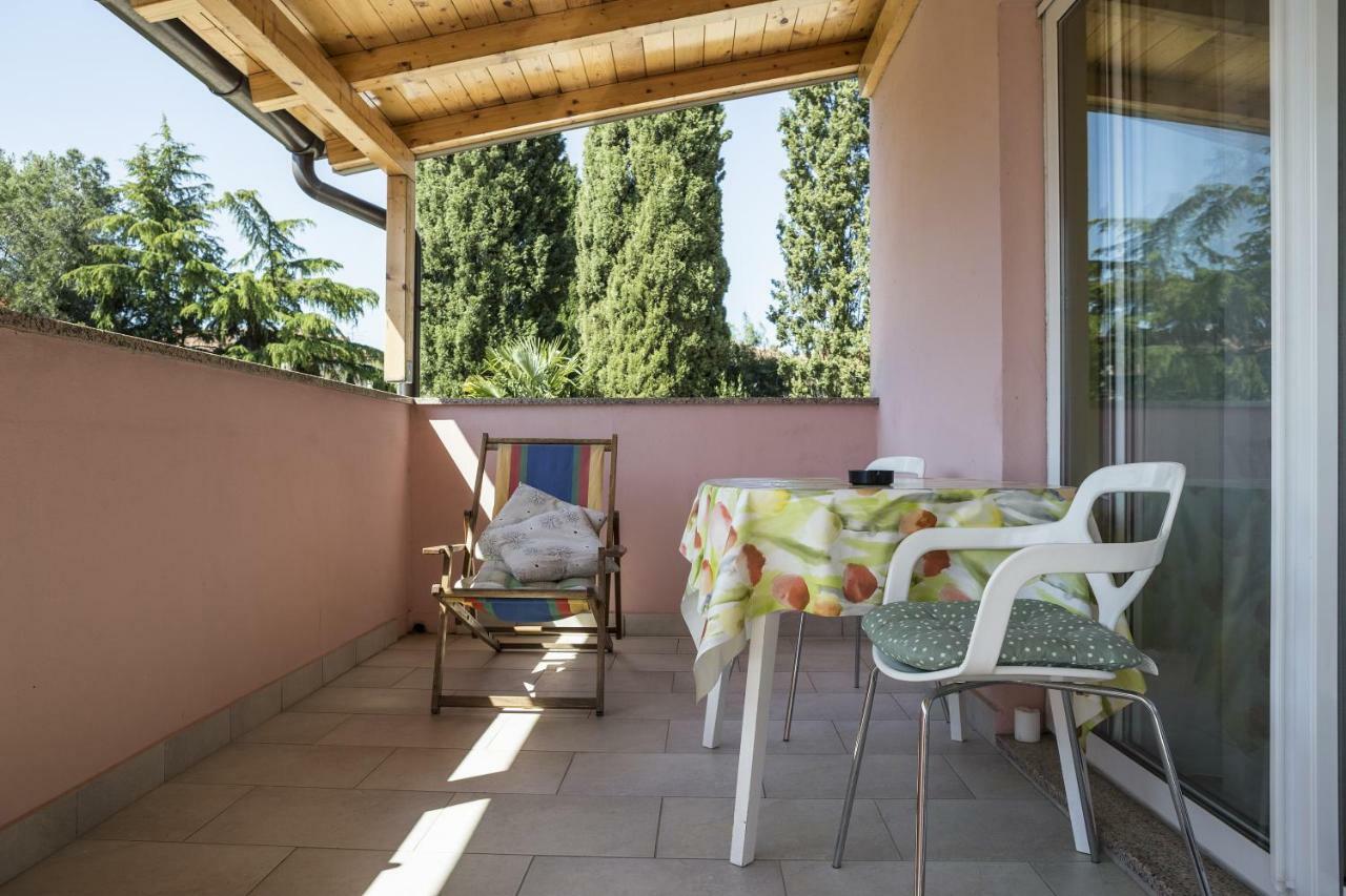 רוביני Apartments Ella מראה חיצוני תמונה