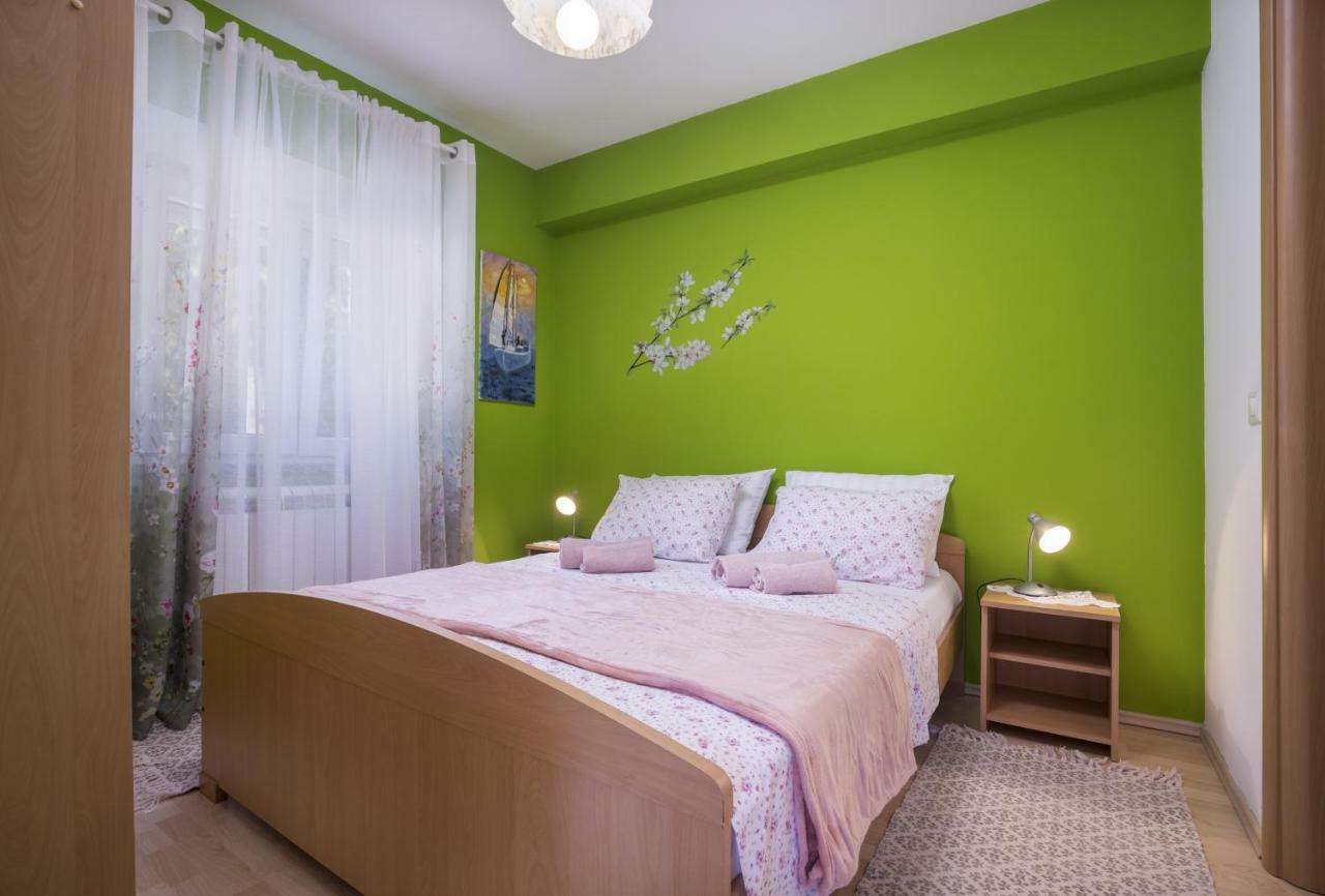רוביני Apartments Ella מראה חיצוני תמונה